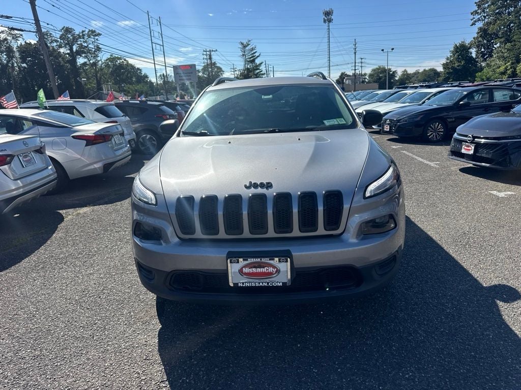 2017 Jeep Cherokee Sport