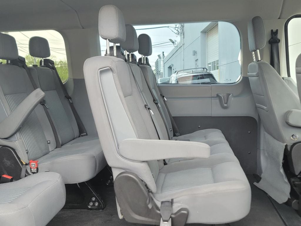 2017 Ford Transit-350 XLT