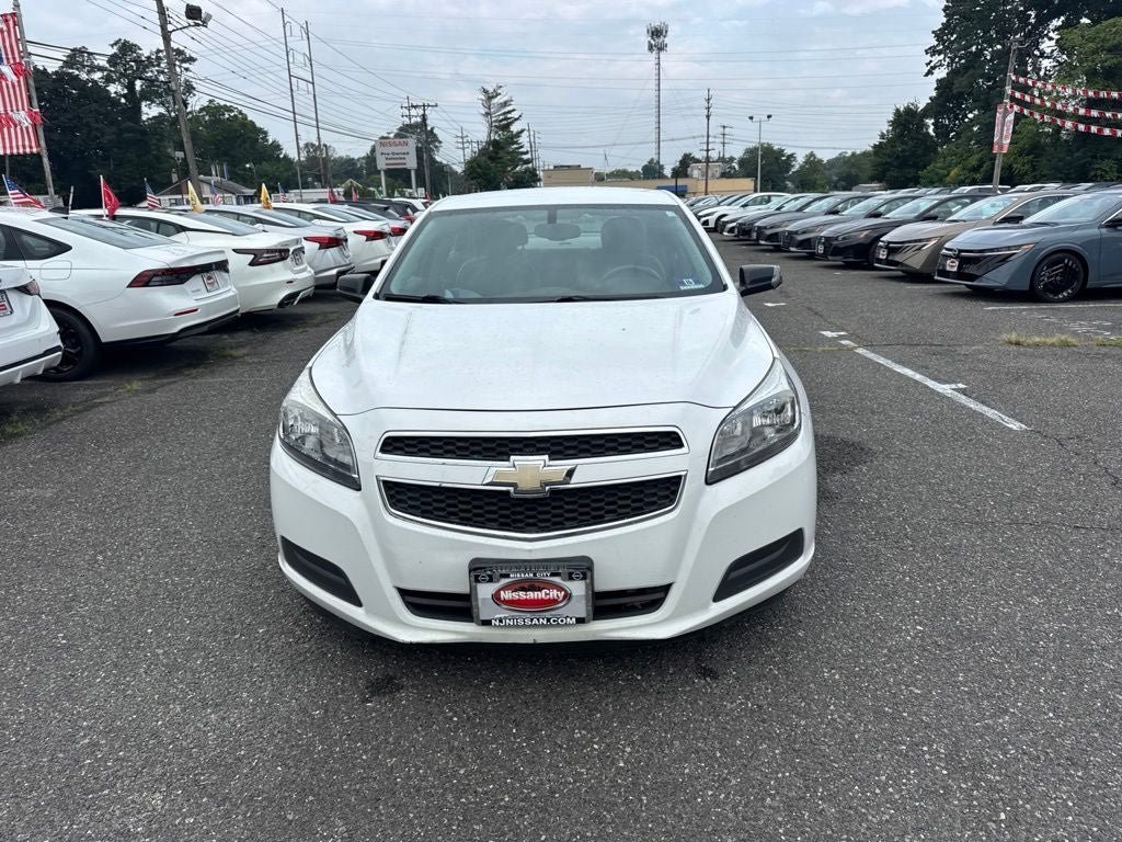 2013 Chevrolet Malibu LS 1LS