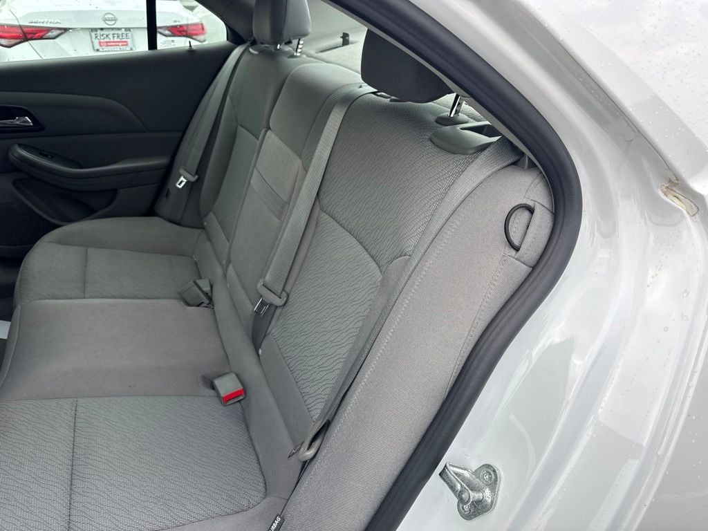 2013 Chevrolet Malibu LS 1LS