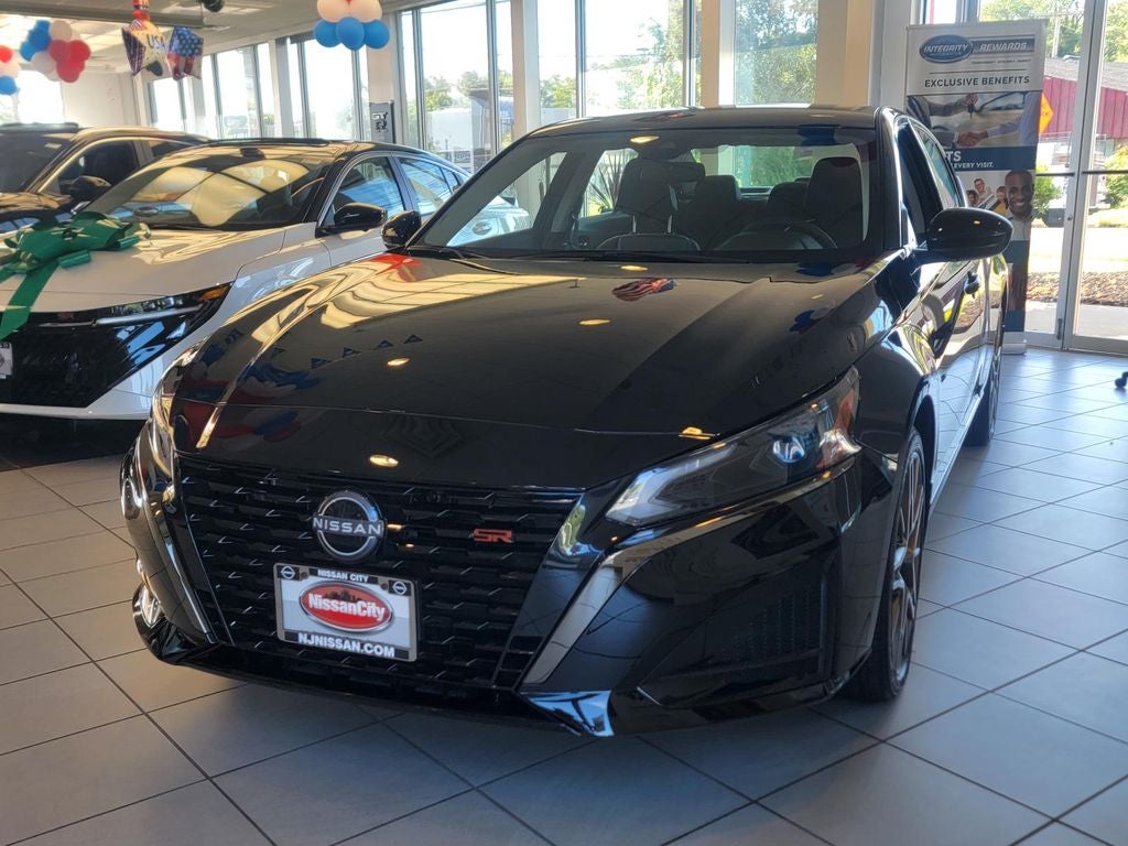 2025 Nissan Altima 2.5 SR
