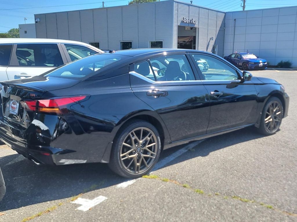 2025 Nissan Altima 2.5 SR