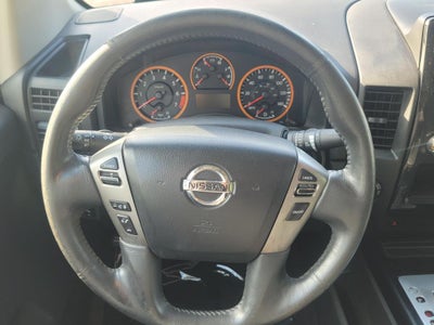 2014 Nissan Titan Base