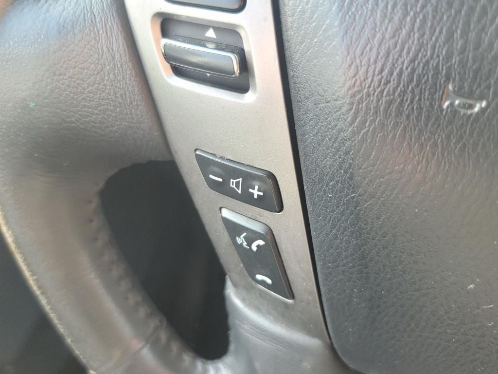 2014 Nissan Titan Base