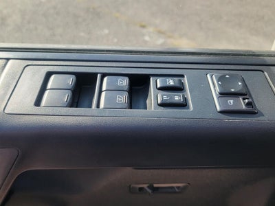 2014 Nissan Titan Base