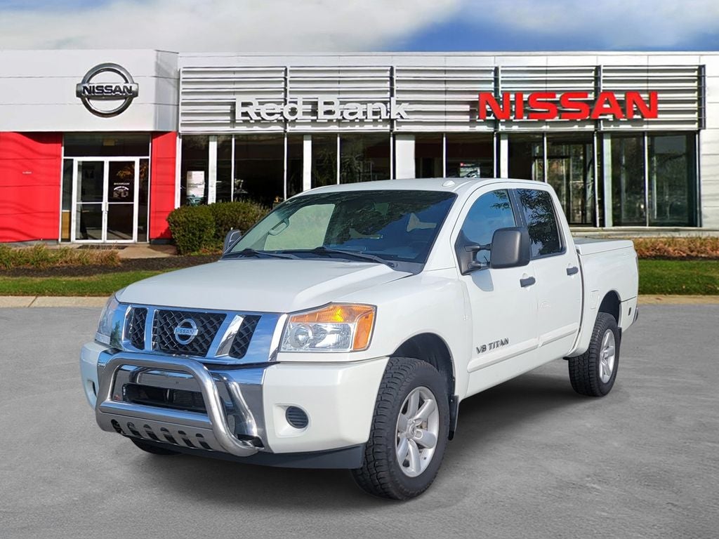 2014 Nissan Titan Base