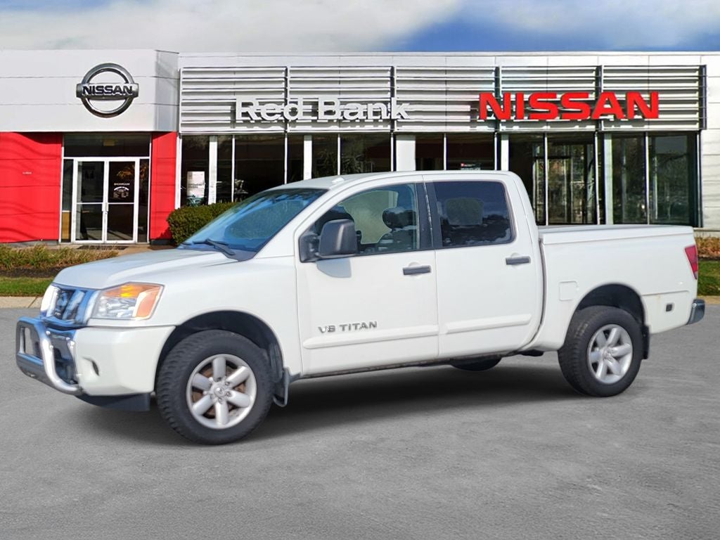 2014 Nissan Titan Base