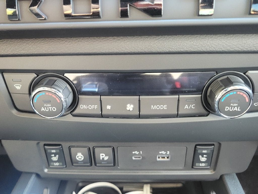 2027 Nissan Frontier SV