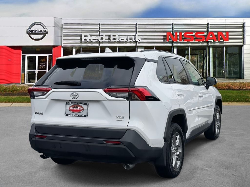 2023 Toyota RAV4 XLE