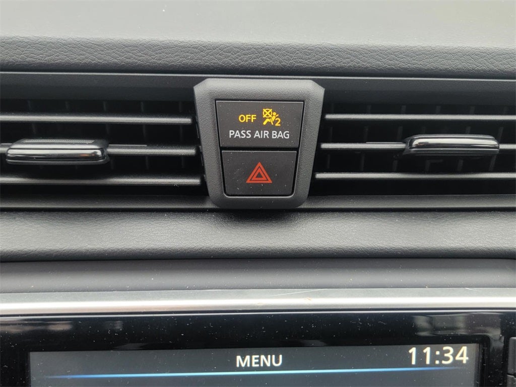 2023 Nissan Versa 1.6 SV