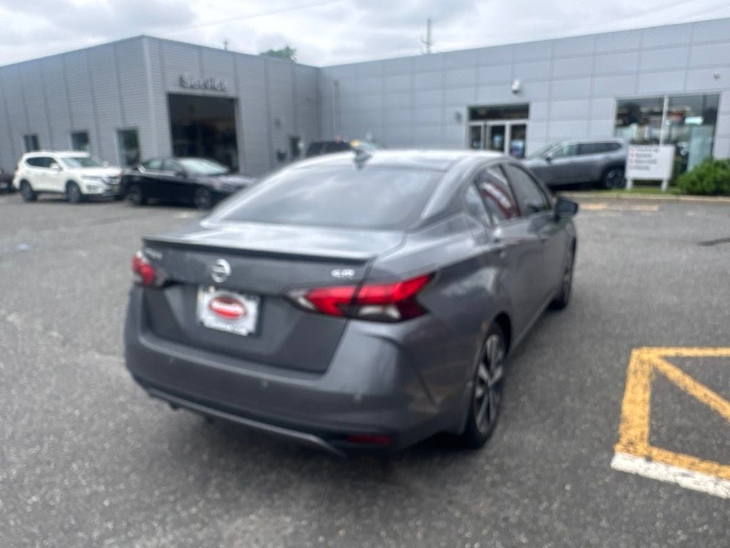 2022 Nissan Versa 1.6 SR