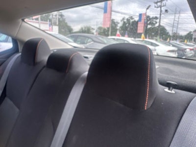 2022 Nissan Versa 1.6 SR