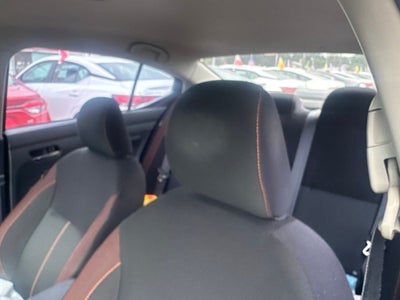 2022 Nissan Versa 1.6 SR