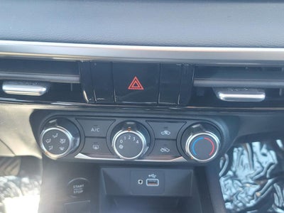 2025 Nissan Kicks S