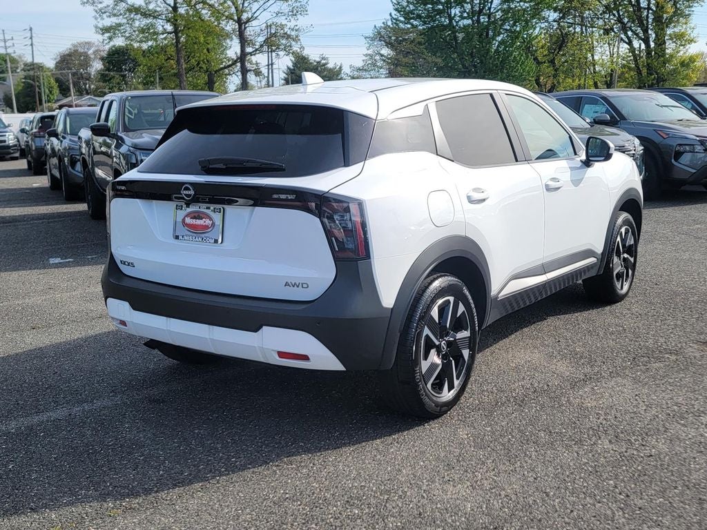 2025 Nissan Kicks SV