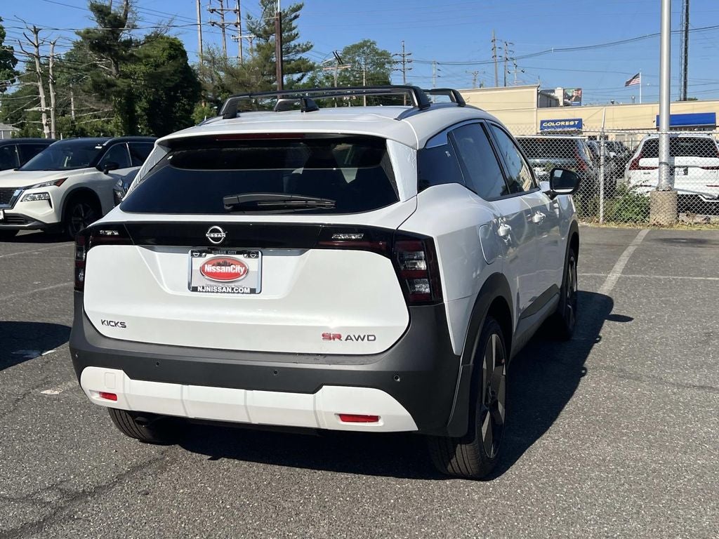 2026 Nissan Kicks SR