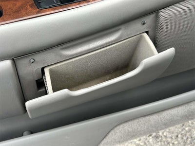 2004 Toyota Avalon Base