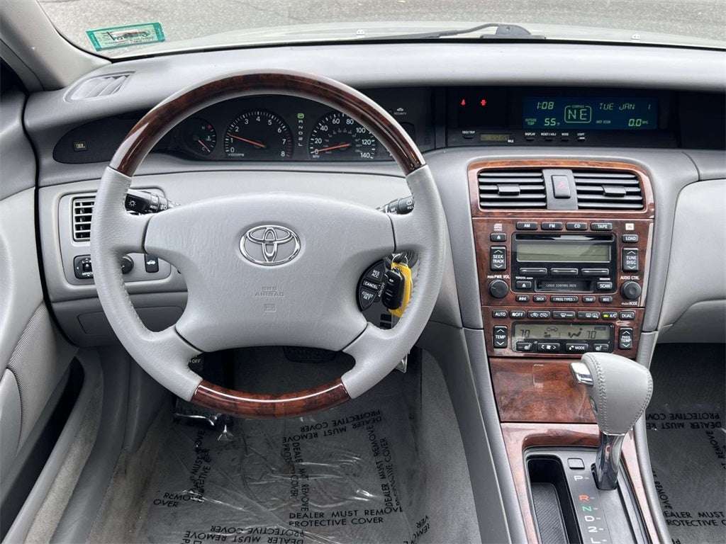 2004 Toyota Avalon Base