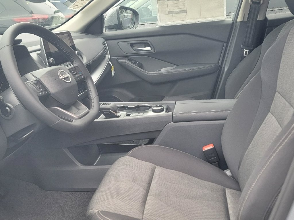 2027 Nissan Rogue SV