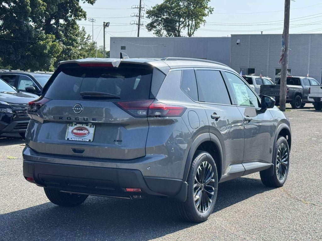 2026 Nissan Rogue Dark Armor