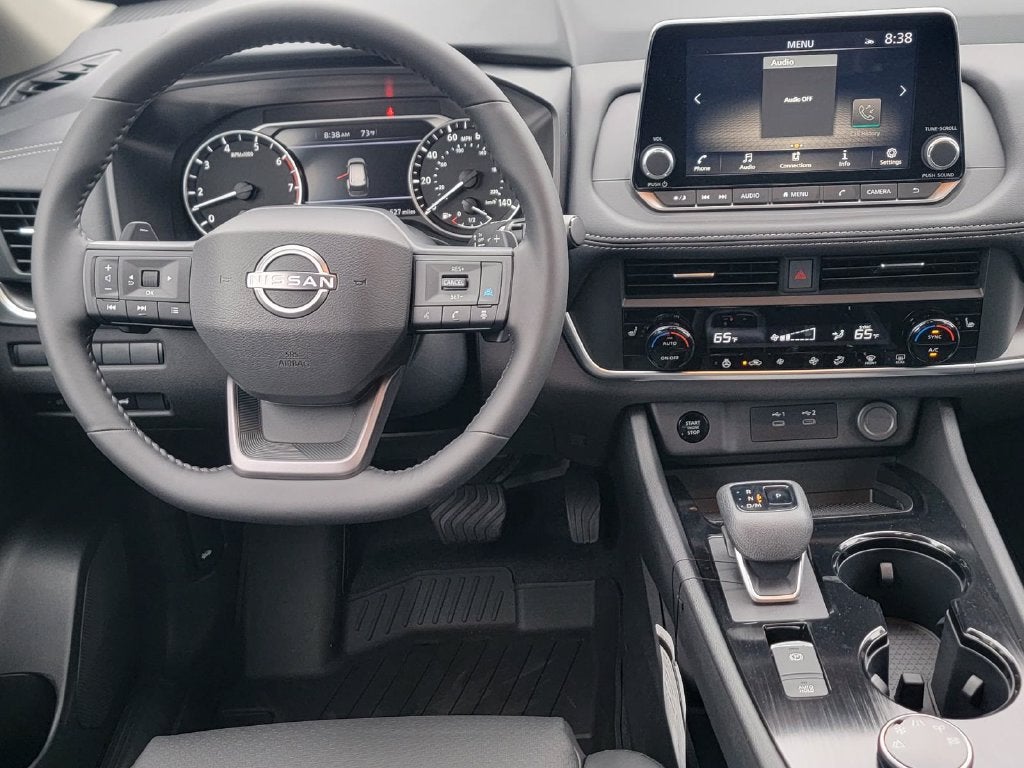 2026 Nissan Rogue SV - Photo 14
