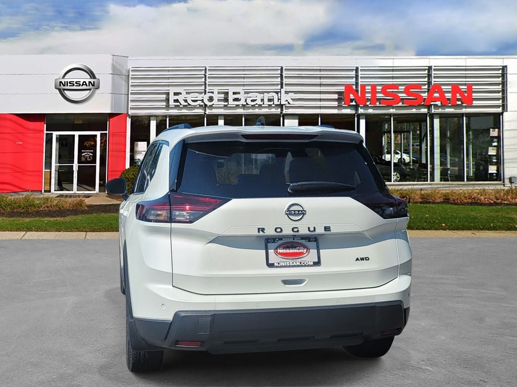 2026 Nissan Rogue Dark Armor