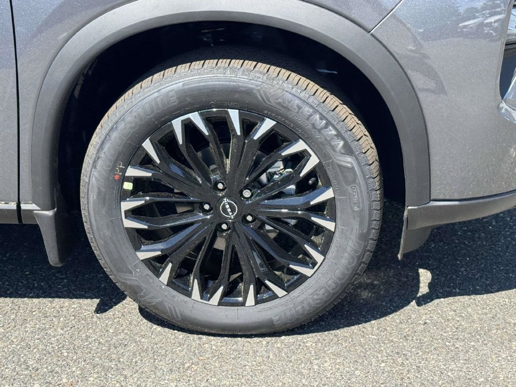 2027 Nissan Rogue Dark Armor