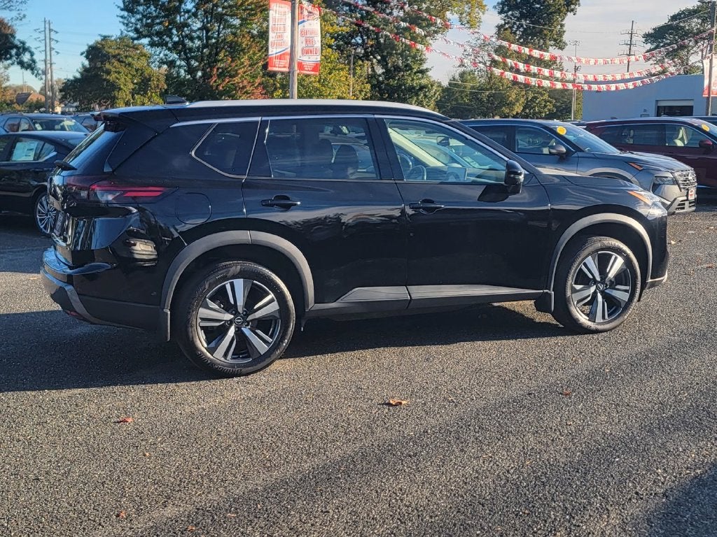 2024 Nissan Rogue SL