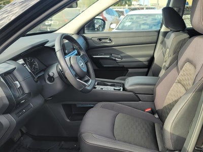 2020 Nissan Pathfinder S