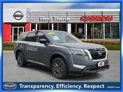 2024 Nissan Pathfinder S