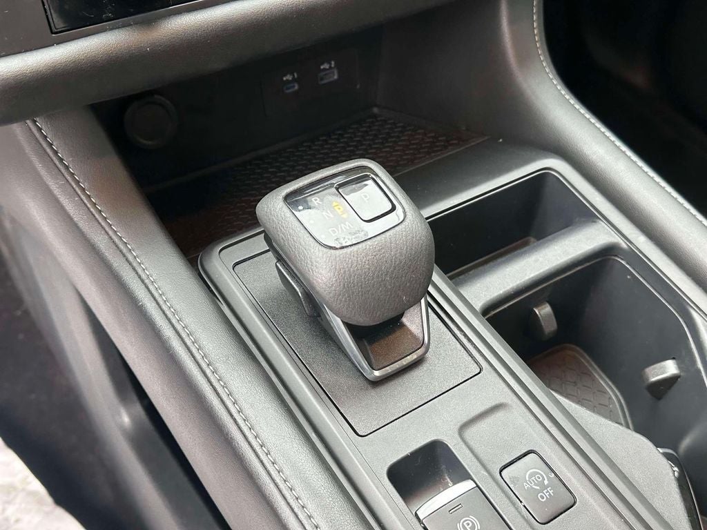 2024 Nissan Pathfinder S