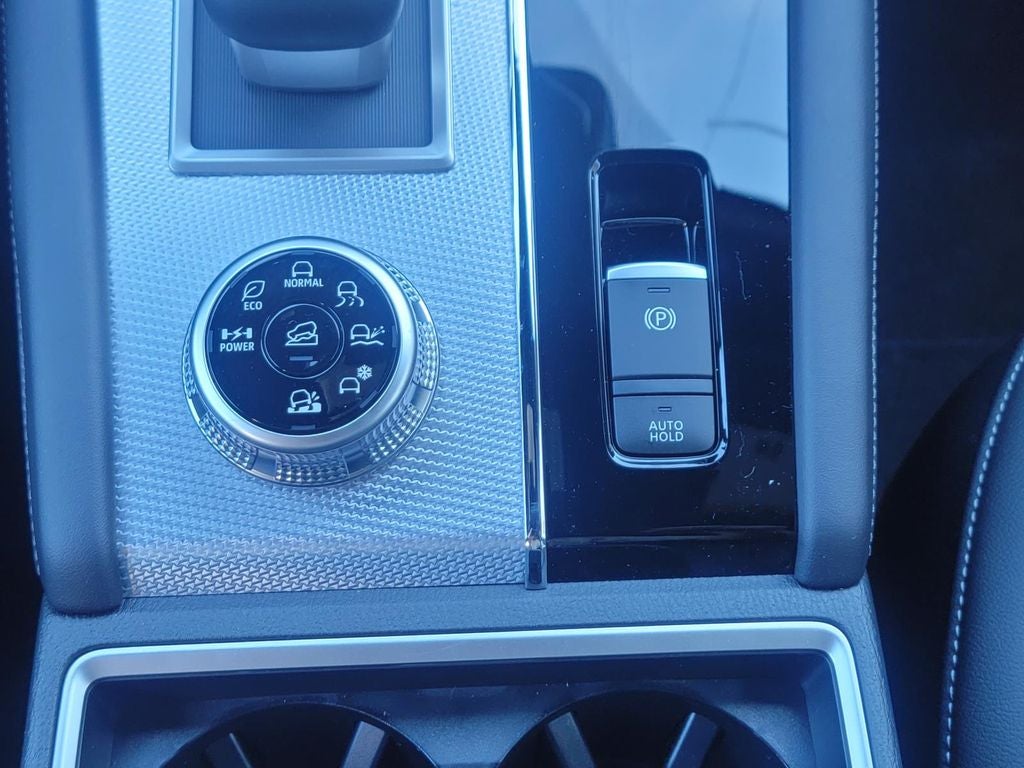 2026 Nissan Rogue Plug-In Hybrid Platinum