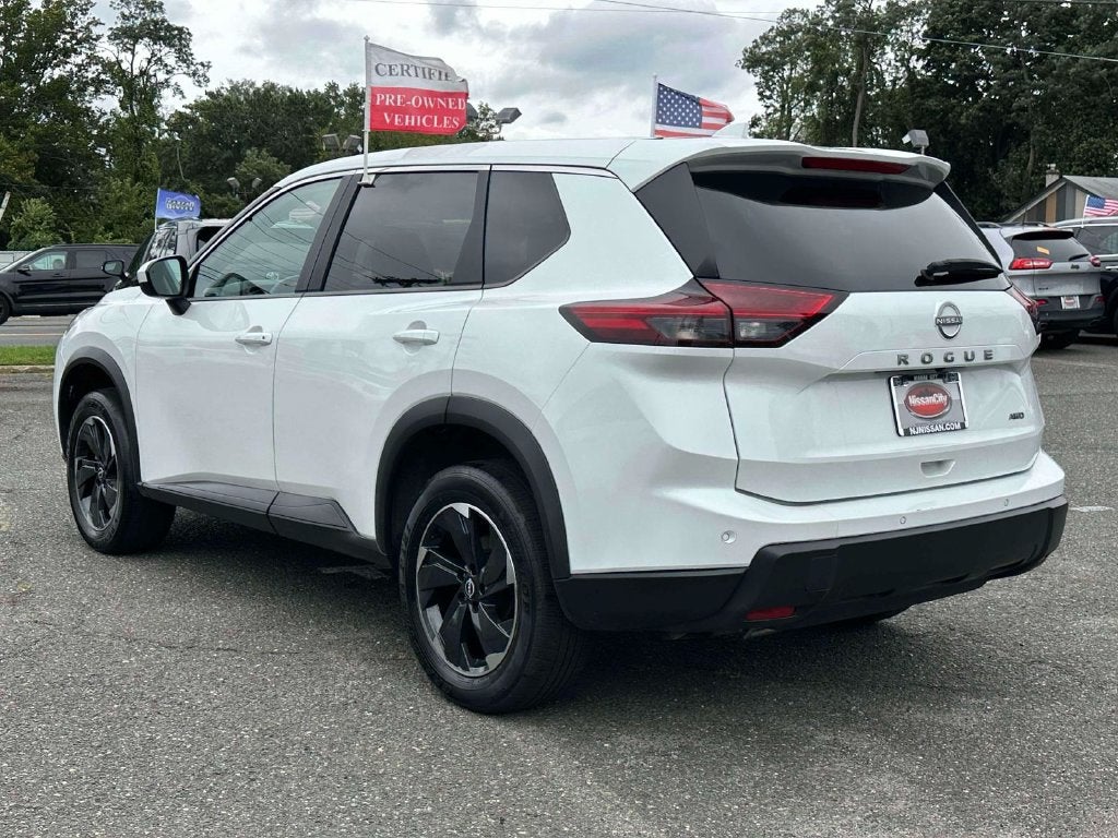 2025 Nissan Rogue SV