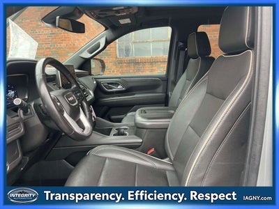 2023 GMC Yukon SLT