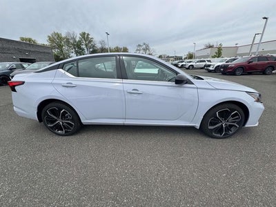 2025 Nissan Altima 2.5 SR