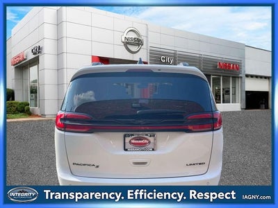 2025 Chrysler Pacifica Limited
