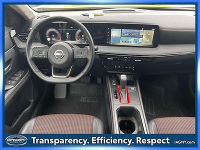 2025 Nissan Kicks SR