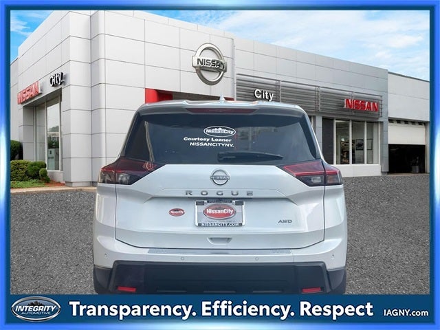 2025 Nissan Rogue SV