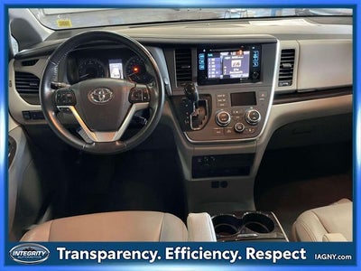 2015 Toyota Sienna XLE 7 Passenger