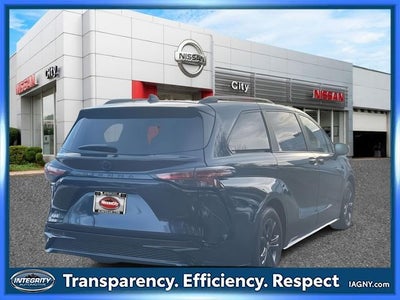 2025 Toyota Sienna XSE 7 Passenger