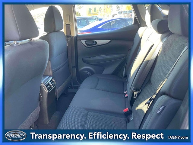 2022 Nissan Rogue Sport S