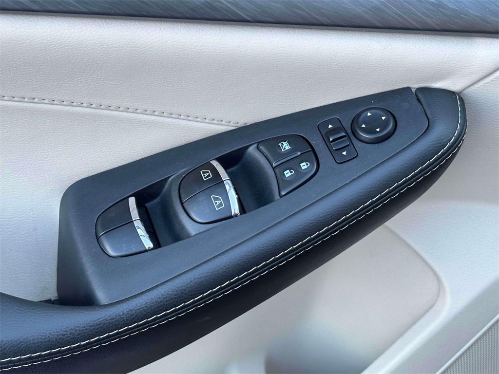 2017 Nissan Maxima SL