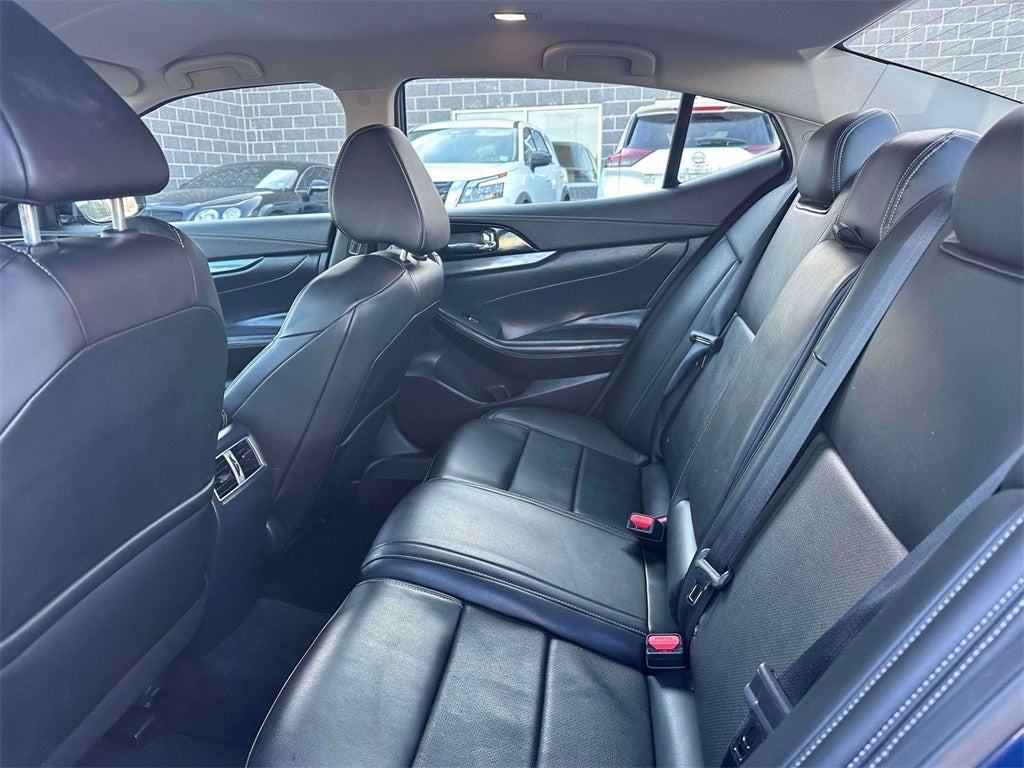 2023 Nissan Maxima SV