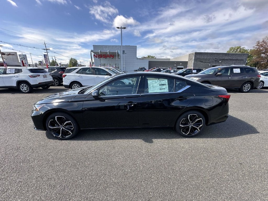 2026 Nissan Altima SR