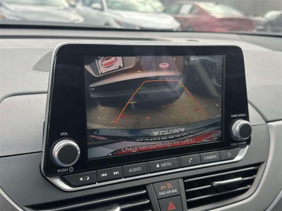 2025 Nissan Altima SR