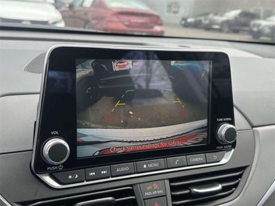 2025 Nissan Altima SR