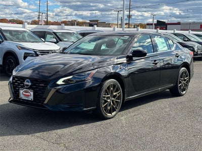 2025 Nissan Altima SR