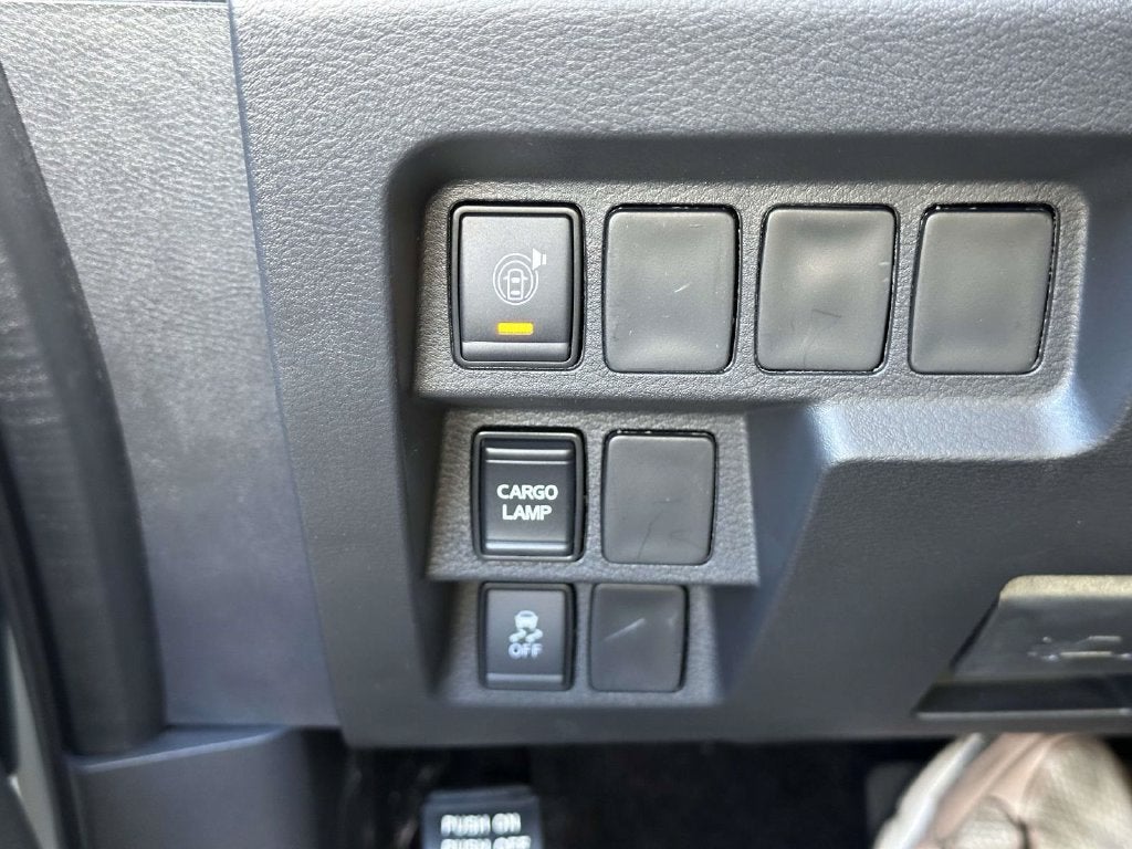 2027 Nissan Frontier Crew Cab SV
