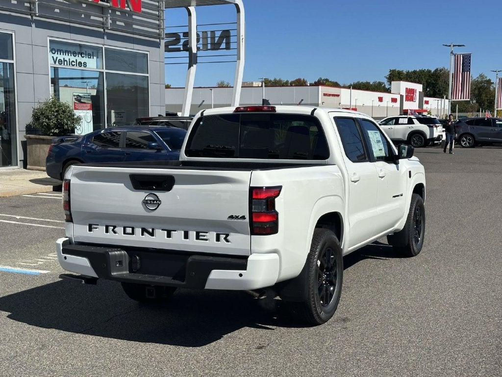 2027 Nissan Frontier Crew Cab SV