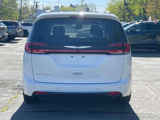 2022 Chrysler Pacifica Touring L in Red Bank, NJ - Nissan City of Red Bank